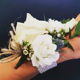 fwthumbwedding 18.jpg